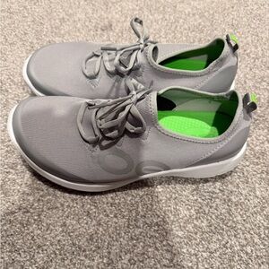 Oofos Brand New Gray Women's Active Slip-On Sneakers with Green Insole